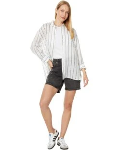Levi's® Womens 501 Mid Thigh Short | Shorts 9 Levi's® Womens 501 Mid Thigh Short | Shorts -Llure Shoe 71gxe1lWftL. AC SR736920