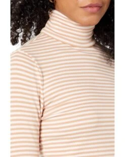 Levi's® Womens Moon Rib Turtleneck | Shirts & Tops -Llure Shoe 81riySFzzOL. AC SR736920